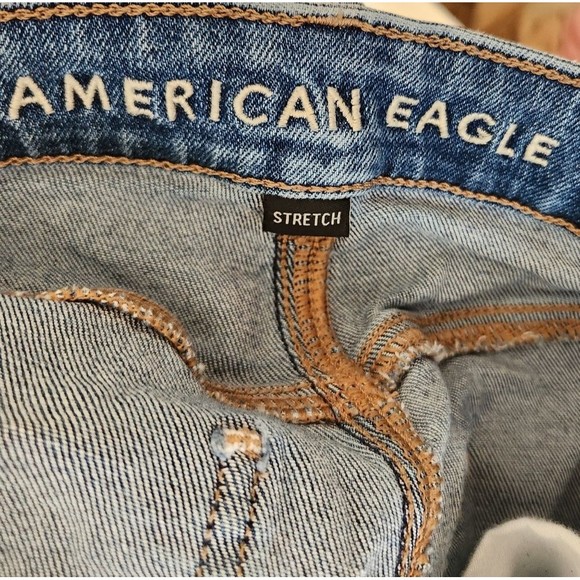 American Eagle Mom Jeans Straight Leg High Rise Jeans Women's Size 6 - Picture 5 of 7